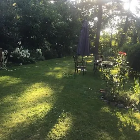 Apartment Schone Altbauwohnung Mit Garten Düsseldorf