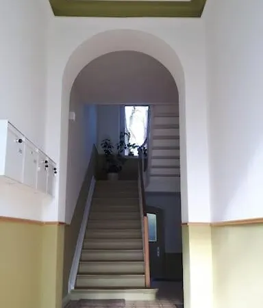 Schone Altbauwohnung Mit Garten Düsseldorf